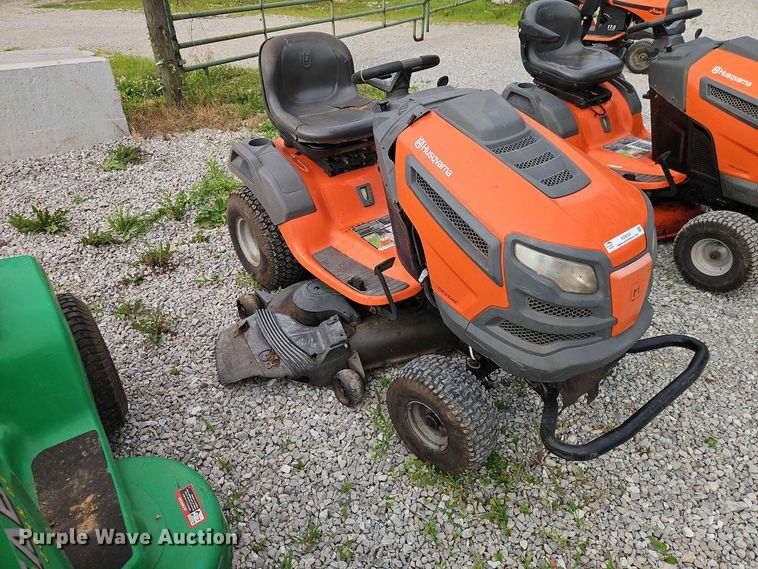 image for item EO8534 (3) lawn mowers