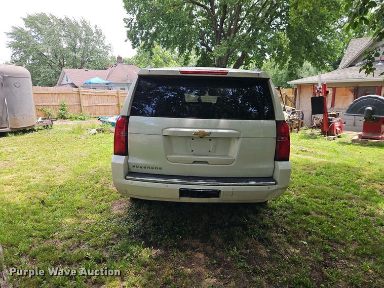 image for item EO8548 2015 Chevrolet Suburban 1500  SUV