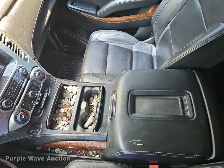 image for item EO8548 2015 Chevrolet Suburban 1500  SUV
