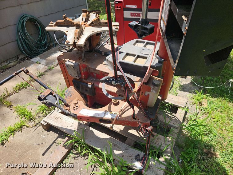 image for item EO8549 Coats Tire changer & tire balancer