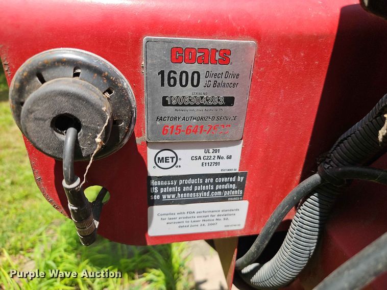 image for item EO8549 Coats Tire changer & tire balancer