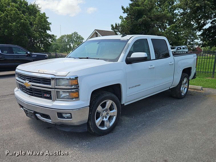 2015 Chevrolet Silverado 1500 Crew Cab pickup truck