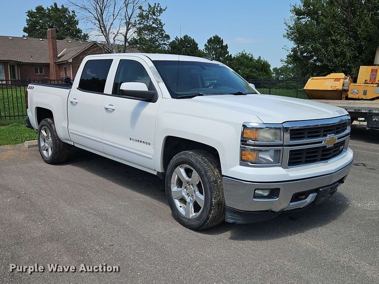 image for item EO8556 2015 Chevrolet Silverado 1500 Crew Cab pickup truck