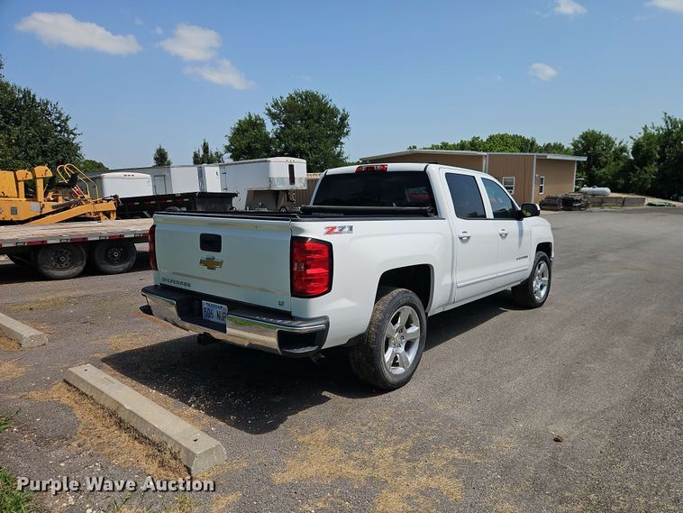 image for item EO8556 2015 Chevrolet Silverado 1500 Crew Cab pickup truck