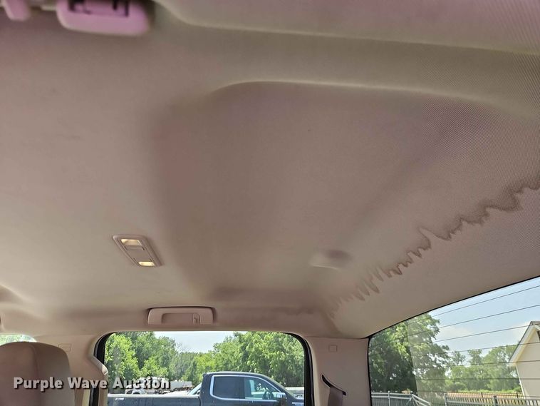image for item EO8556 2015 Chevrolet Silverado 1500 Crew Cab pickup truck