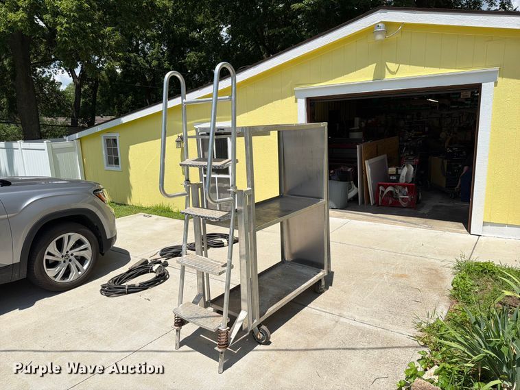 image for item EO8592 Valley Craft A20669 order picker