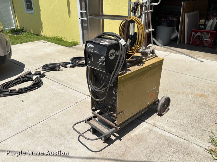 image for item EO8593 Hobart welder