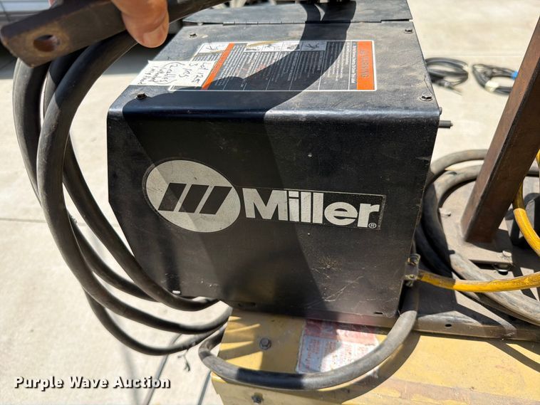 image for item EO8593 Hobart welder