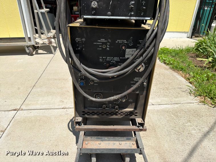 image for item EO8593 Hobart welder