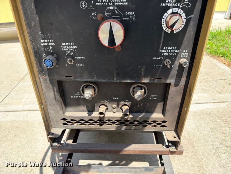 image for item EO8593 Hobart welder