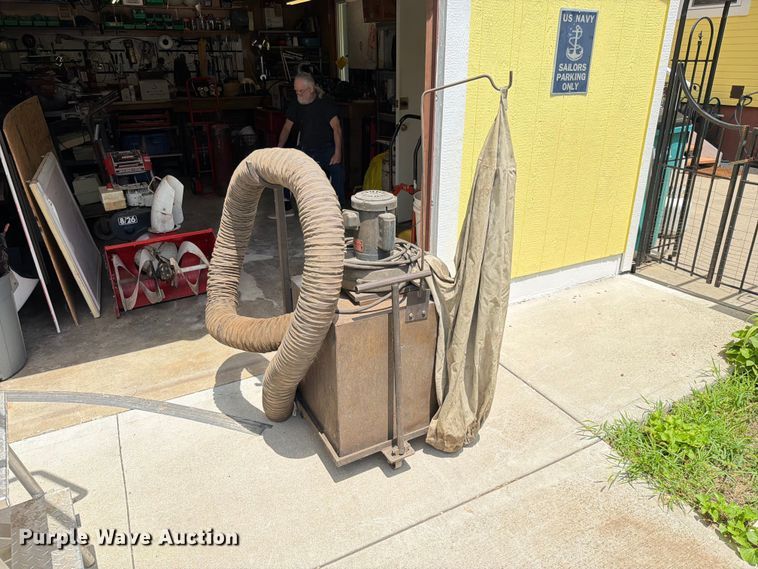 image for item EO8594 Ace A-72 dust collector