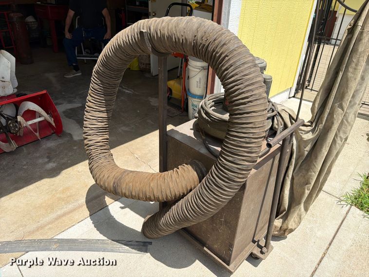 image for item EO8594 Ace A-72 dust collector