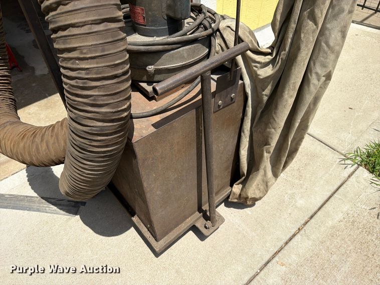 image for item EO8594 Ace A-72 dust collector