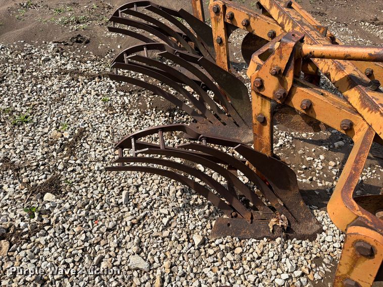 image for item EO8603 4 bottom plow