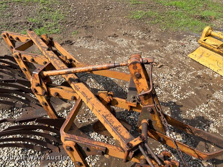 image for item EO8603 4 bottom plow