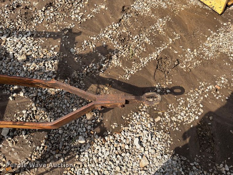 image for item EO8603 4 bottom plow