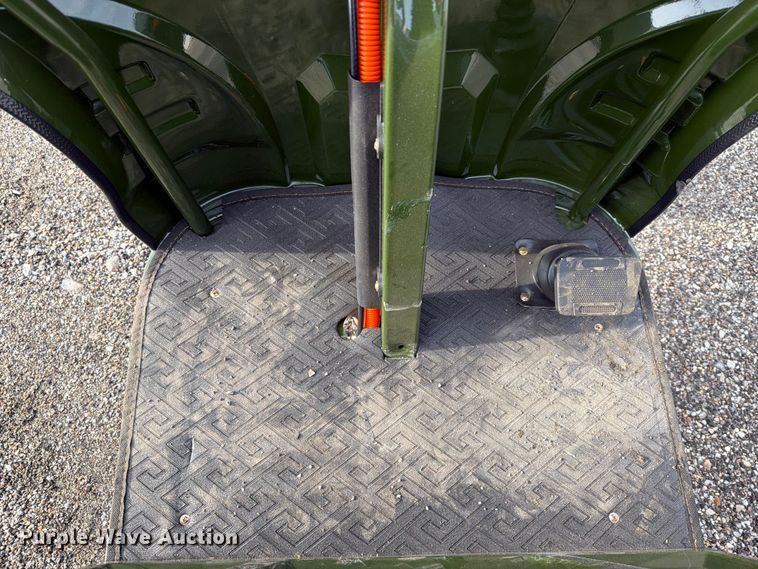 image for item EQ8043 2026 Fengxian Kairun EVT ET13 electric tricycle