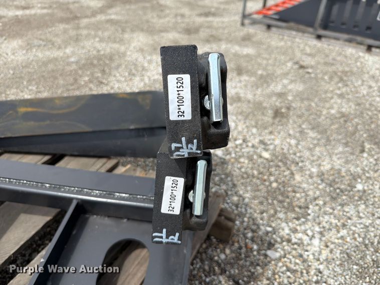 image for item EQ8053 JCT skid steer forks