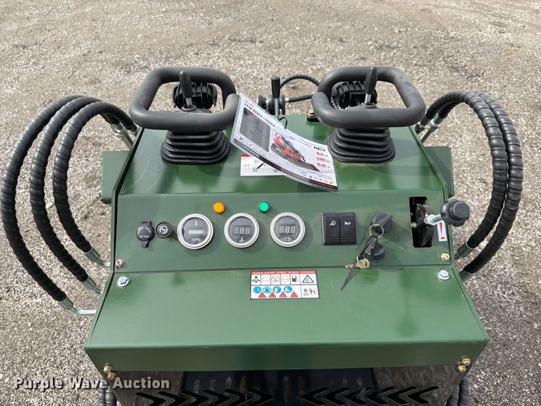 image for item EQ8057 2026 ZJG ZJ-380 compact utility loader