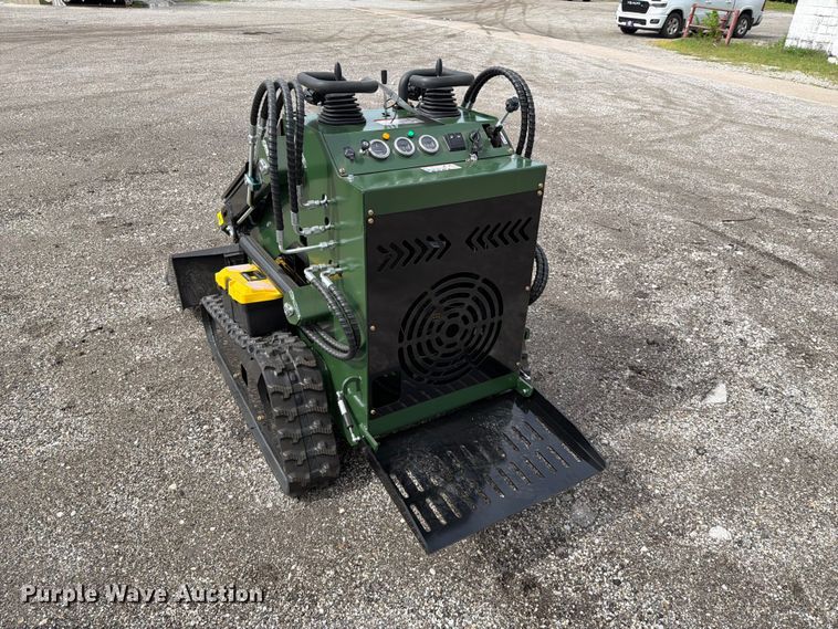 image for item EQ8057 2026 ZJG ZJ-380 compact utility loader