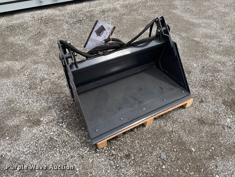 image for item EQ8066 2026 LandHonor MCB-72-44W compact utility loader 4-in-1 bucket