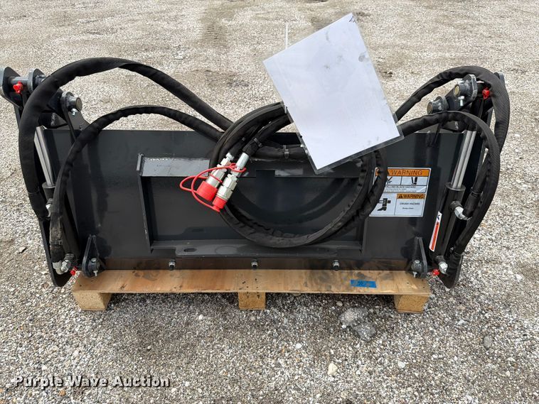 image for item EQ8066 2026 LandHonor MCB-72-44W compact utility loader 4-in-1 bucket