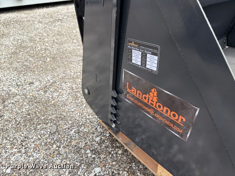 image for item EQ8066 2026 LandHonor MCB-72-44W compact utility loader 4-in-1 bucket