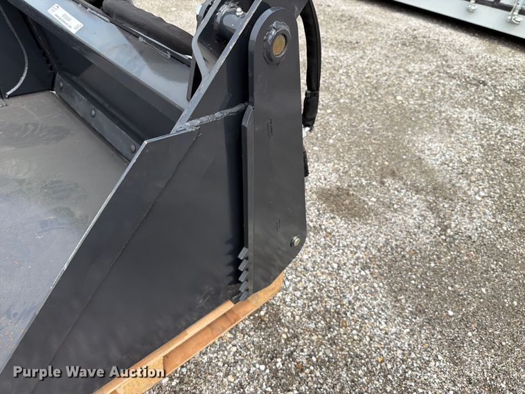image for item EQ8066 2026 LandHonor MCB-72-44W compact utility loader 4-in-1 bucket