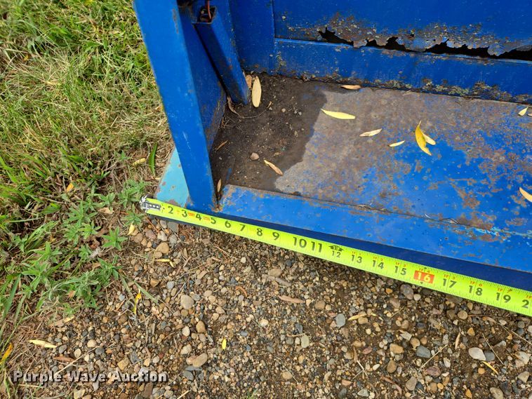 image for item ER1743 1971 Stidham Horse livestock trailer