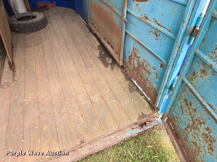 image for item ER1743 1971 Stidham Horse livestock trailer