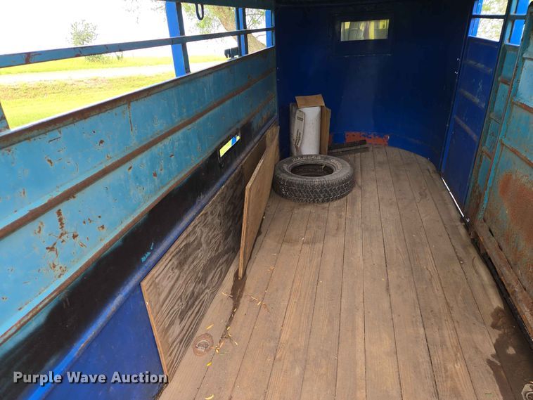image for item ER1743 1971 Stidham Horse livestock trailer