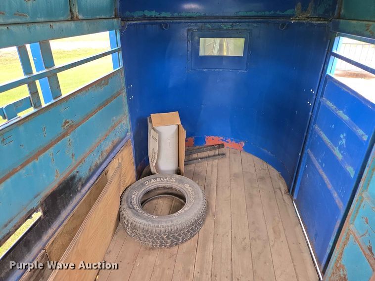 image for item ER1743 1971 Stidham Horse livestock trailer