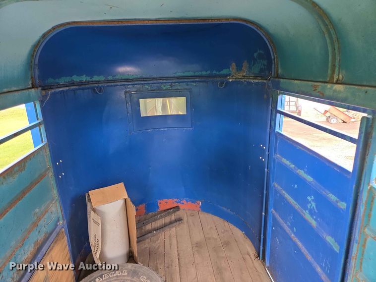 image for item ER1743 1971 Stidham Horse livestock trailer