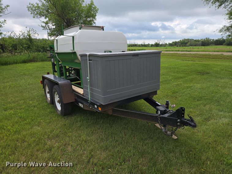 image for item ER1744 2013 Dressen Custom Trailers Turbo Turf hydroseeder