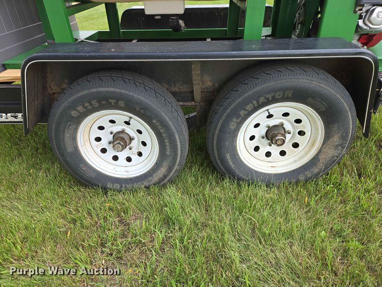 image for item ER1744 2013 Dressen Custom Trailers Turbo Turf hydroseeder
