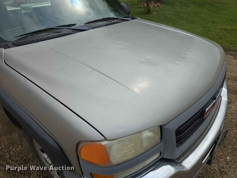 image for item ER1745 2005 GMC Sierra 1500 pickup truck