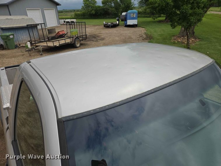image for item ER1745 2005 GMC Sierra 1500 pickup truck