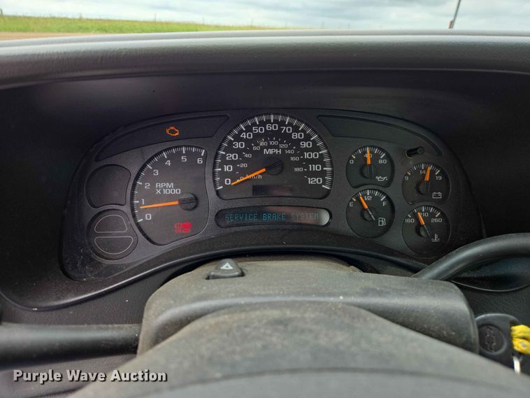 image for item ER1745 2005 GMC Sierra 1500 pickup truck