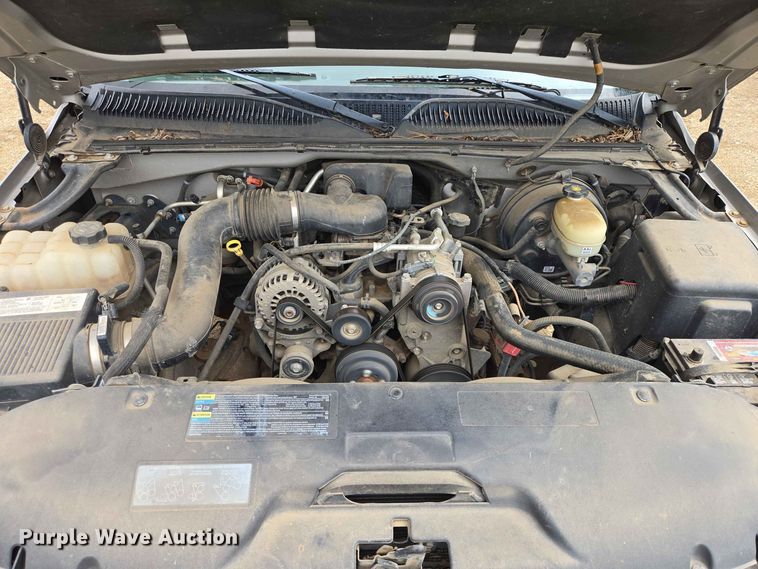 image for item ER1745 2005 GMC Sierra 1500 pickup truck