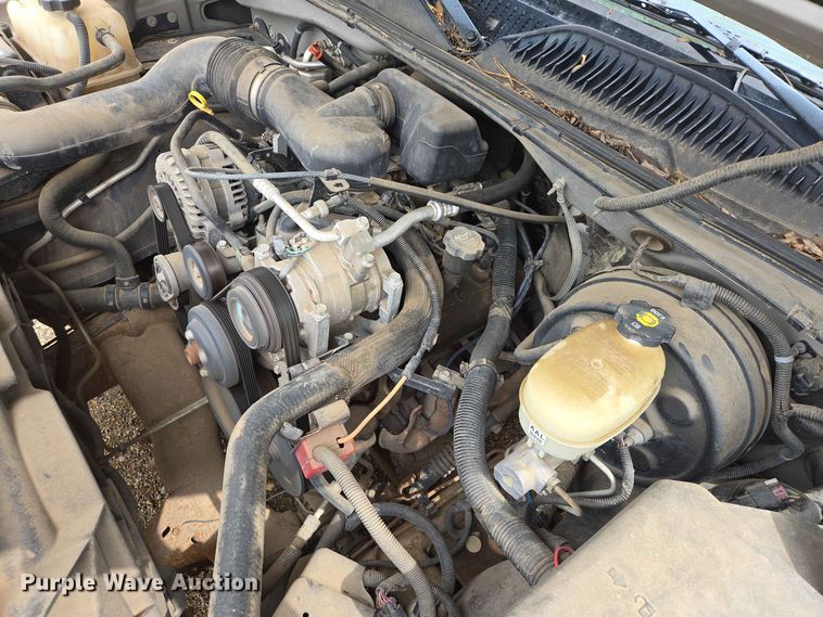 image for item ER1745 2005 GMC Sierra 1500 pickup truck
