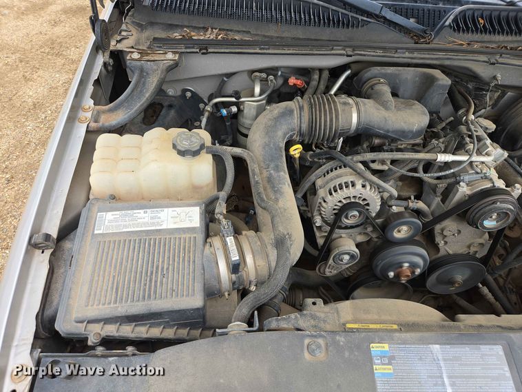 image for item ER1745 2005 GMC Sierra 1500 pickup truck
