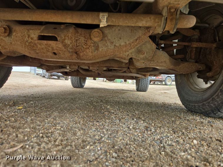 image for item ER1745 2005 GMC Sierra 1500 pickup truck