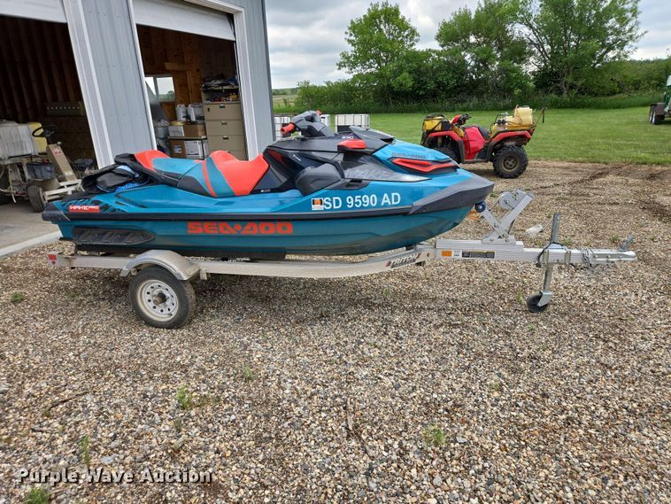 image for item ER1749 2018 Bombardier Seadoo Wake Pro 230 personal watercraft