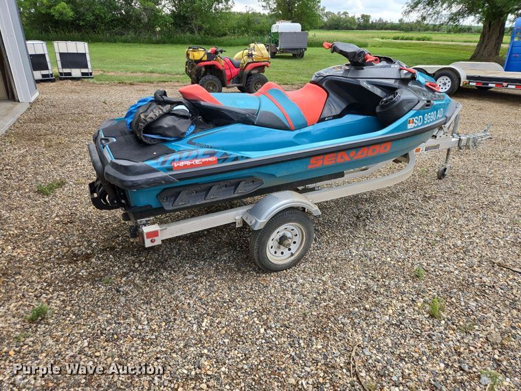 image for item ER1749 2018 Bombardier Seadoo Wake Pro 230 personal watercraft