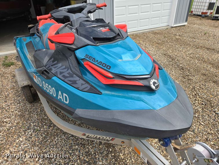 image for item ER1749 2018 Bombardier Seadoo Wake Pro 230 personal watercraft
