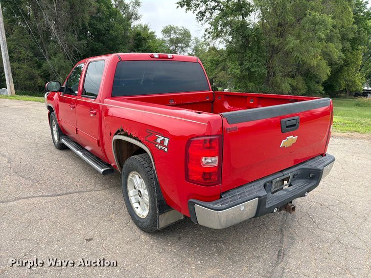image for item ER1809 2011 Chevrolet Silverado Crew Cab pickup truck