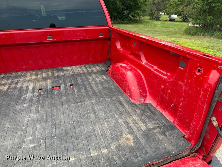 image for item ER1809 2011 Chevrolet Silverado Crew Cab pickup truck