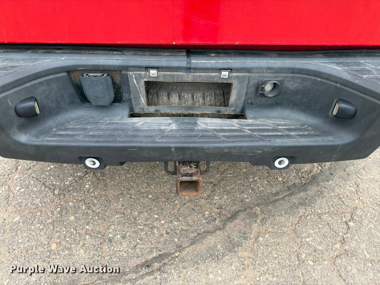 image for item ER1809 2011 Chevrolet Silverado Crew Cab pickup truck