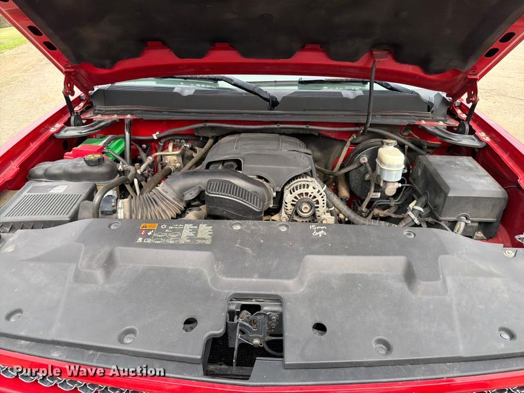 image for item ER1809 2011 Chevrolet Silverado Crew Cab pickup truck
