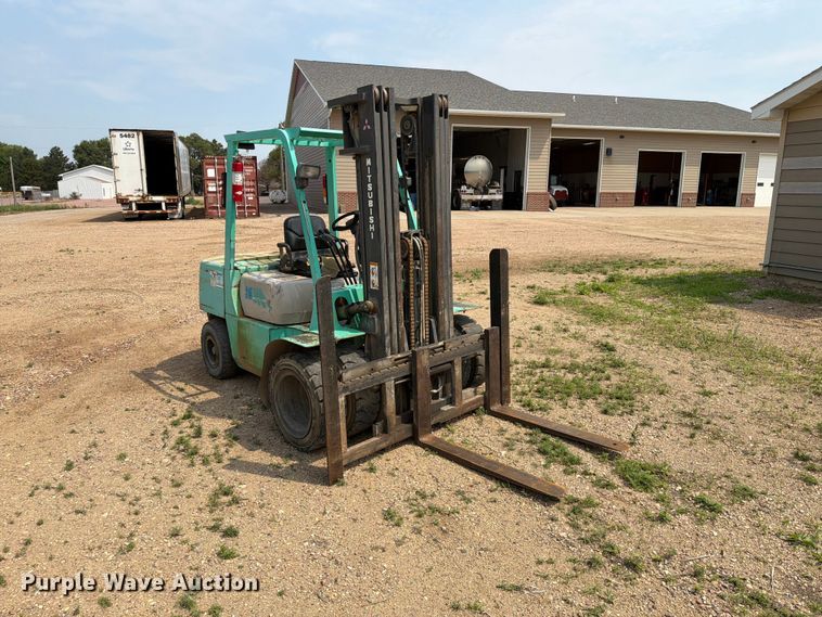 image for item ER1818 Mitsubishi FG35A forklift
